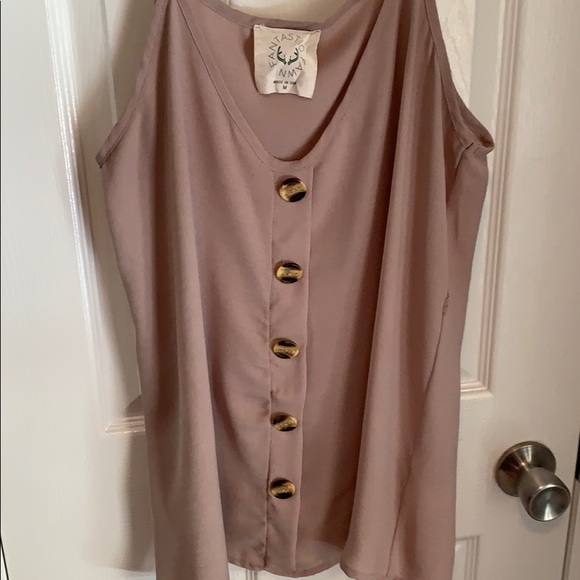 Fantastic Fawn Top - Picture 1 of 8